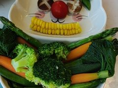 -水桶王国主题餐厅·聚会·生日派对·亲子活动·家庭套餐(亚龙湾希尔顿店)