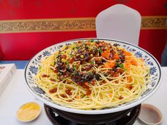 -吉庆街美食广场