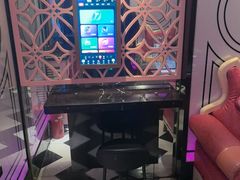 -锦凤凰量贩KTV(劳动南路店)