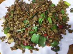 -牛八宝桂林米粉(八里庄店)