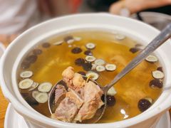 -宴小馆·小海鲜青岛菜(五四广场店)