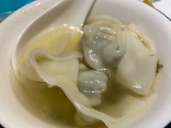 荠菜馄饨-朱新年·苏式汤团·面点(北寺塔店)