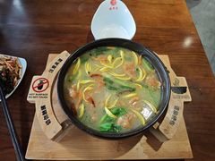 -建新园过桥米线(老街店)