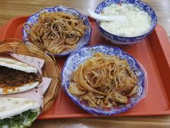 -八亩沟擀面皮(西安首店)