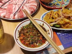 -洱火云南酸菜牛肉火锅(石景山当代商城店)