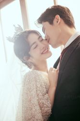 -雪中彩影婚纱摄影·微光艺术中心