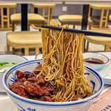 魔都ju好吃的猪三宝拌面
