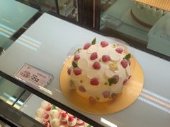 -花花卷卷·鲜食蛋糕(静安久光百货店)