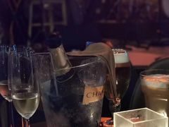 -TZ House音乐现场(来福士中心店)