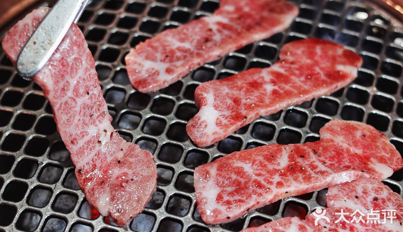 终于恢复堂食啦 ‼️体验感拉满的烧肉美食来袭