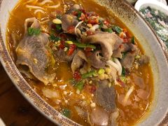 -侬佳蒸菜馆(听潮店)