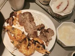 -山焱·炭火自助烤肉(周浦万达店)