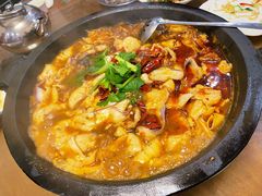麻辣石锅鱼-都江堰石锅鱼