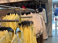 -H&M(鹏欣水游城店)