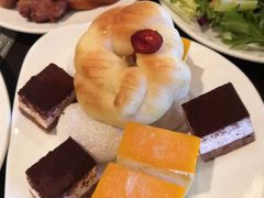 -金陵大饭店·金海湾咖啡厅海鲜自助餐(春华大道店)