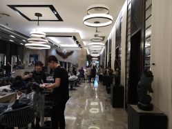-AKOZO Beauty Salon