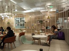 大堂-奈雪的茶(市百一店)