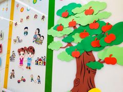 -上海青草地幼儿园