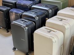 -广州周大福金融中心