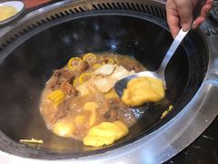 -袁小二大东北铁锅炖(吉祥村总部)