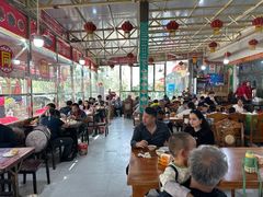 -玉龙喀什有名爱可德木烤包子