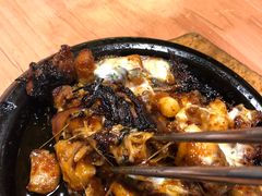 -肥肥虾庄·金牌油焖大虾(杨园滨江时代walk店)