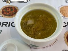 -老乡鸡(上海白玉兰广场店)