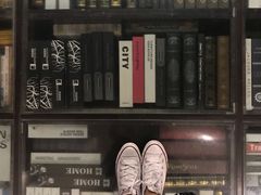 -钟书阁(松江泰晤士小镇店)