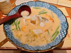 -荣家黄鱼面(前滩太古里店)