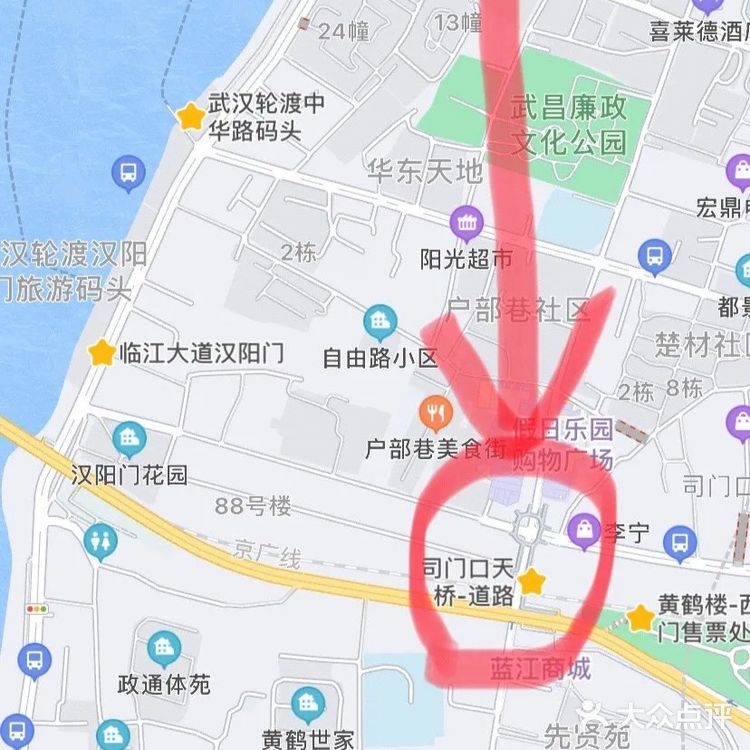 长江大桥上，夏天的风，正暖暖吹过