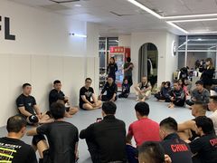 -EFL巴西柔术·综合格斗·泰拳·少儿体能训练(虹桥德必馆)