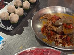 -鹿鸣山草本茶香火锅(园西路店)