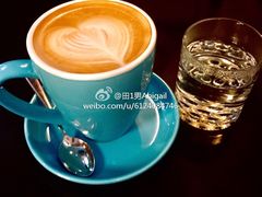 榛果拿铁-完美咖啡(建赏欧洲店)