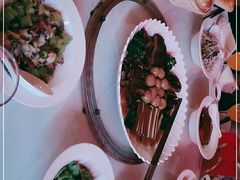 -山明水秀大饭店