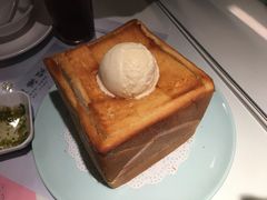 -新大咀港式茶餐厅(宝山万达店)