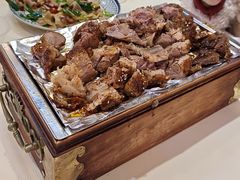 -霄汉牛三鲜湖北砂锅菜(万松园2店)