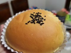 黑豆芝士包-浓心爷爷·现烤面包(荔胜广场店)