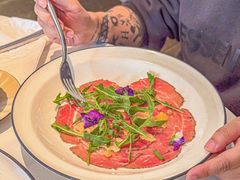 指橙黑松露薄切牛肉片-Crafted 花园露台牛排海鲜馆