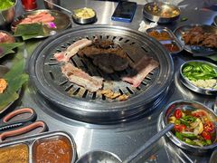 -哈哈碳都·牛肋条无限自助烤肉(宝龙店)