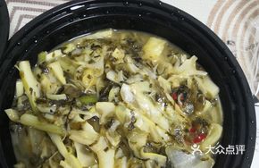 Sweet Bamboo Shoots Stir-Fried with Fermented Vegetables