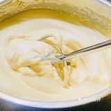 食材：鸡蛋、玉米油、白砂糖、牛奶