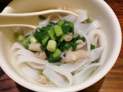 -遵义虾子张六羊肉粉(地王店)