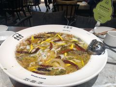 老坛酸菜鲈鱼-渔语鱼新川菜Bistro(万象天地店)