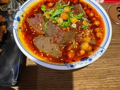 -肖四女乐山跷脚牛肉(世博源店)