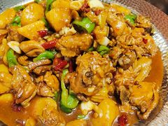 -俭寨大盘鸡·手抓肉·烧烤新疆菜(乌苏路店)