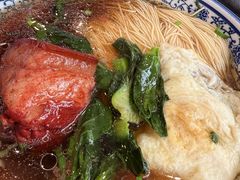 -裕兴记·蟹黄面馆养育巷精选店面馆