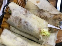 煎饼卷大葱-老济南民间小吃·传统鲁菜(芙蓉街店)