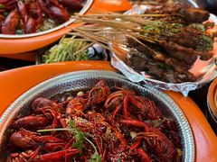 -何师烧烤Pro ·江湖川菜·小龙虾·精酿(太古里旗舰店)