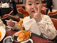 -WOLFGANG PUCK KITCHEN & BAR(迪士尼小镇店)