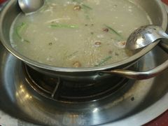 -老石黑山羊毛驴肉火锅(金凯广场店)